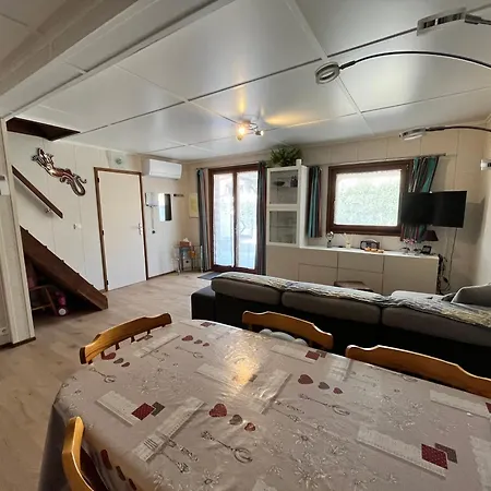 Agreable Maison Cloturee Climatisee Domaine Tamaris, 3 Chambres, 6 Couchages, Wifi, Acces Piscines Payant, Lrtamv12 فيلة